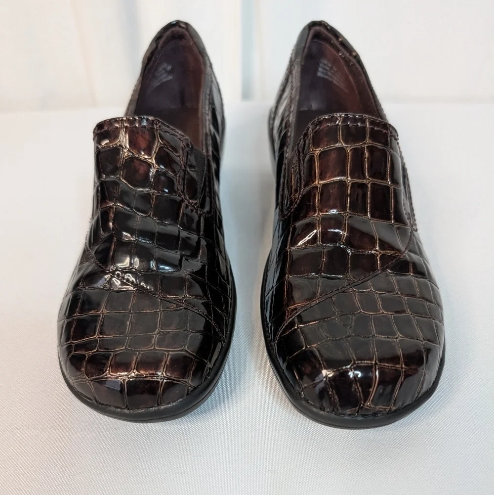 Clarks Bendables Croc Embossed Loafers